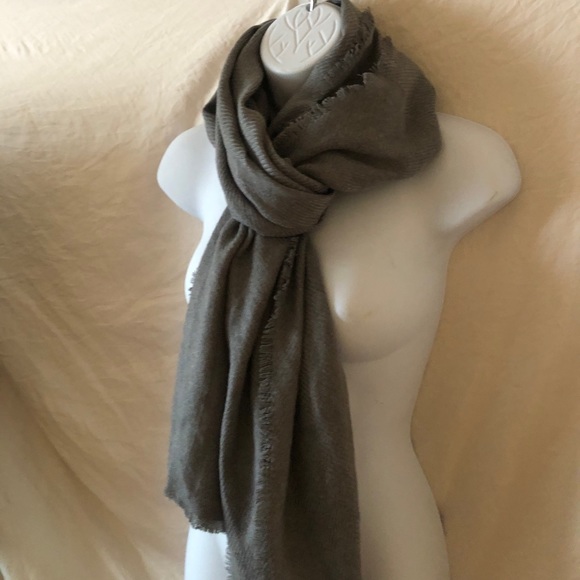 Scarf - Picture 3 of 3